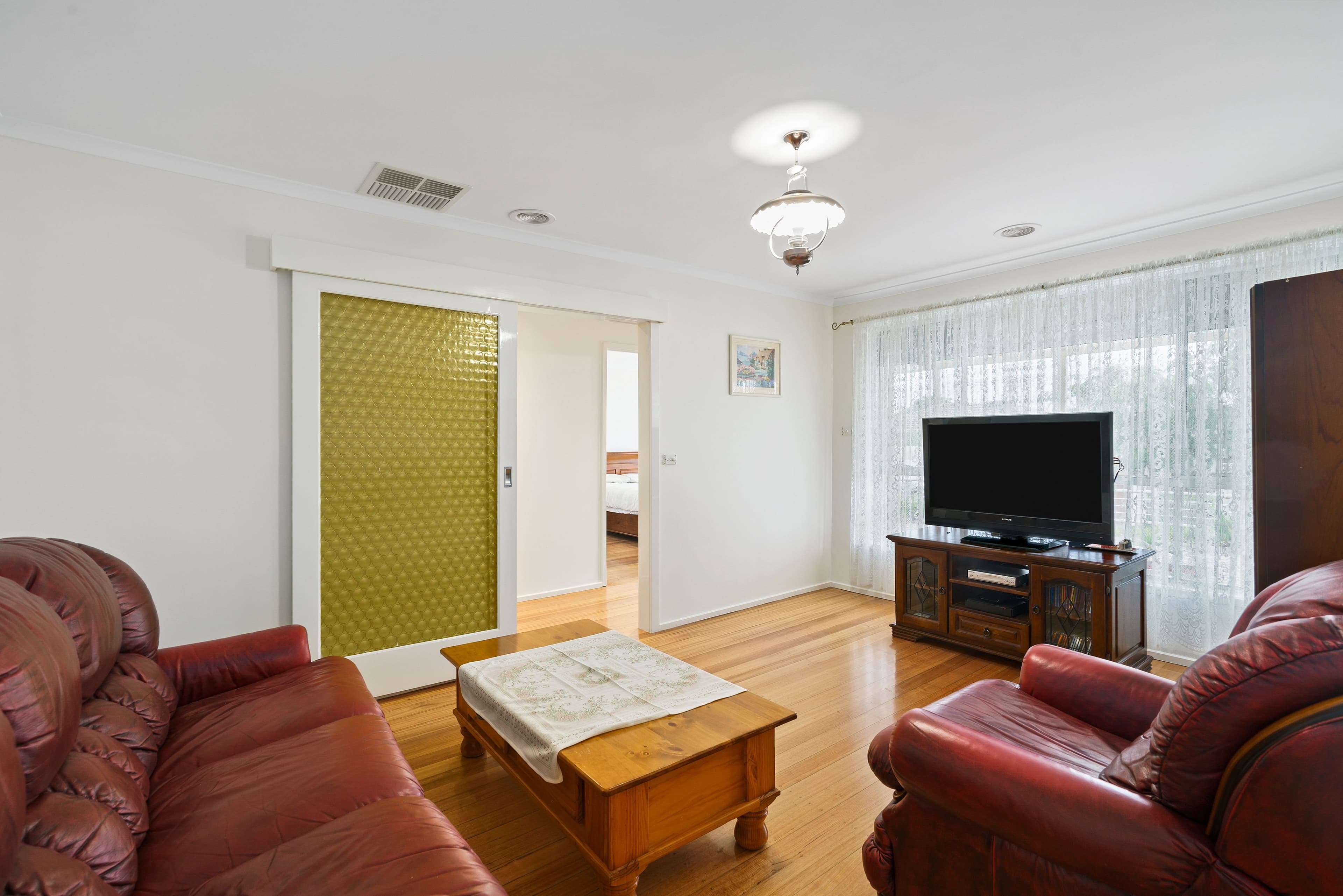 18 Larisa Road, St Albans VIC 3021, St Albans - Thumbnail 3