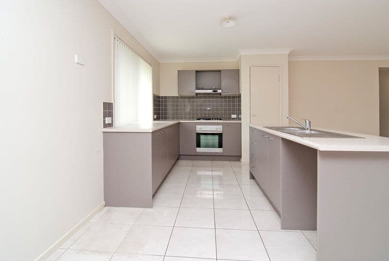 8 Moxey Street, MARSDEN QLD 4132, Marsden - Image 1