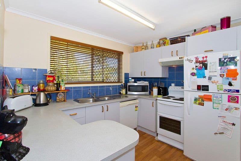 14 Spindle Street, PALM BEACH QLD 4221, Palm Beach - Thumbnail 5