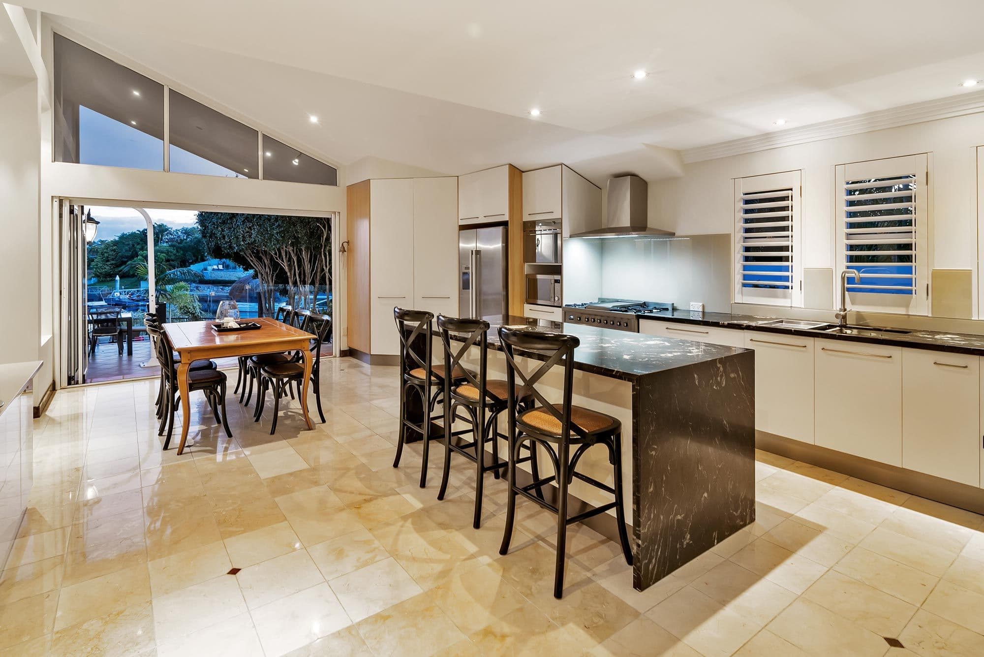 29 Donegal Crescent, Sorrento QLD 4217, Sorrento - Thumbnail 6