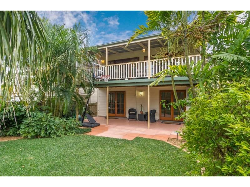 36 Coronation Street, BARDON QLD 4065, Bardon - Thumbnail 3