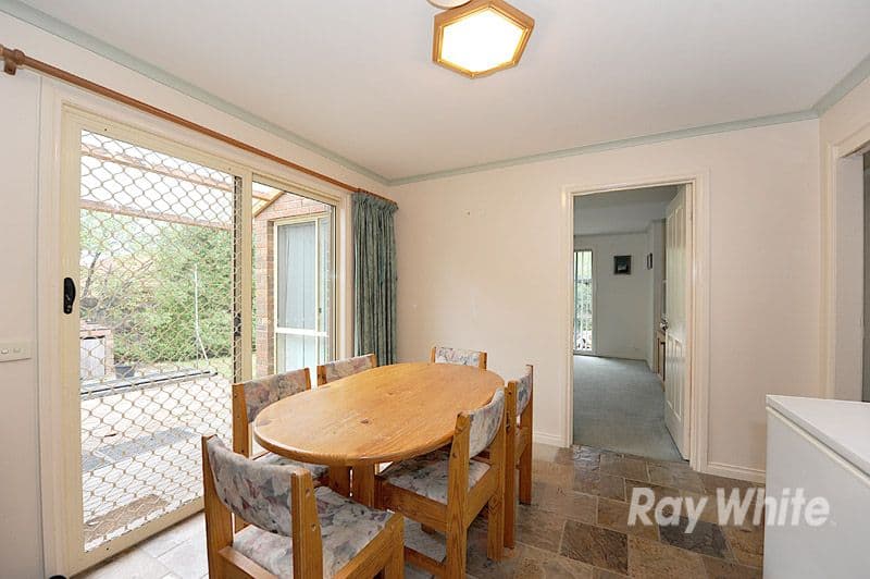 3 Kingsmere Drive, BERWICK VIC 3806, Berwick - Thumbnail 4