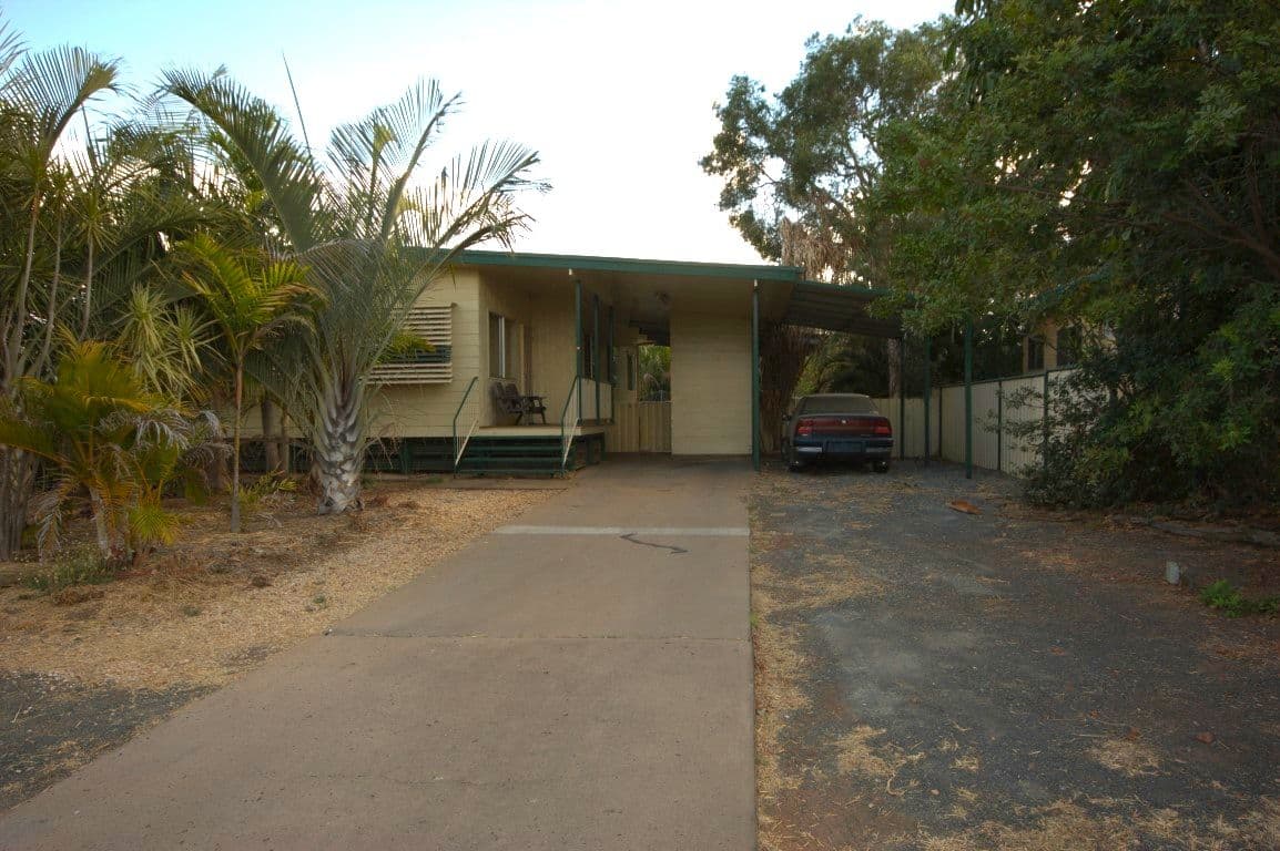 59 Clements Street, MORANBAH QLD 4744, Moranbah - Thumbnail 4