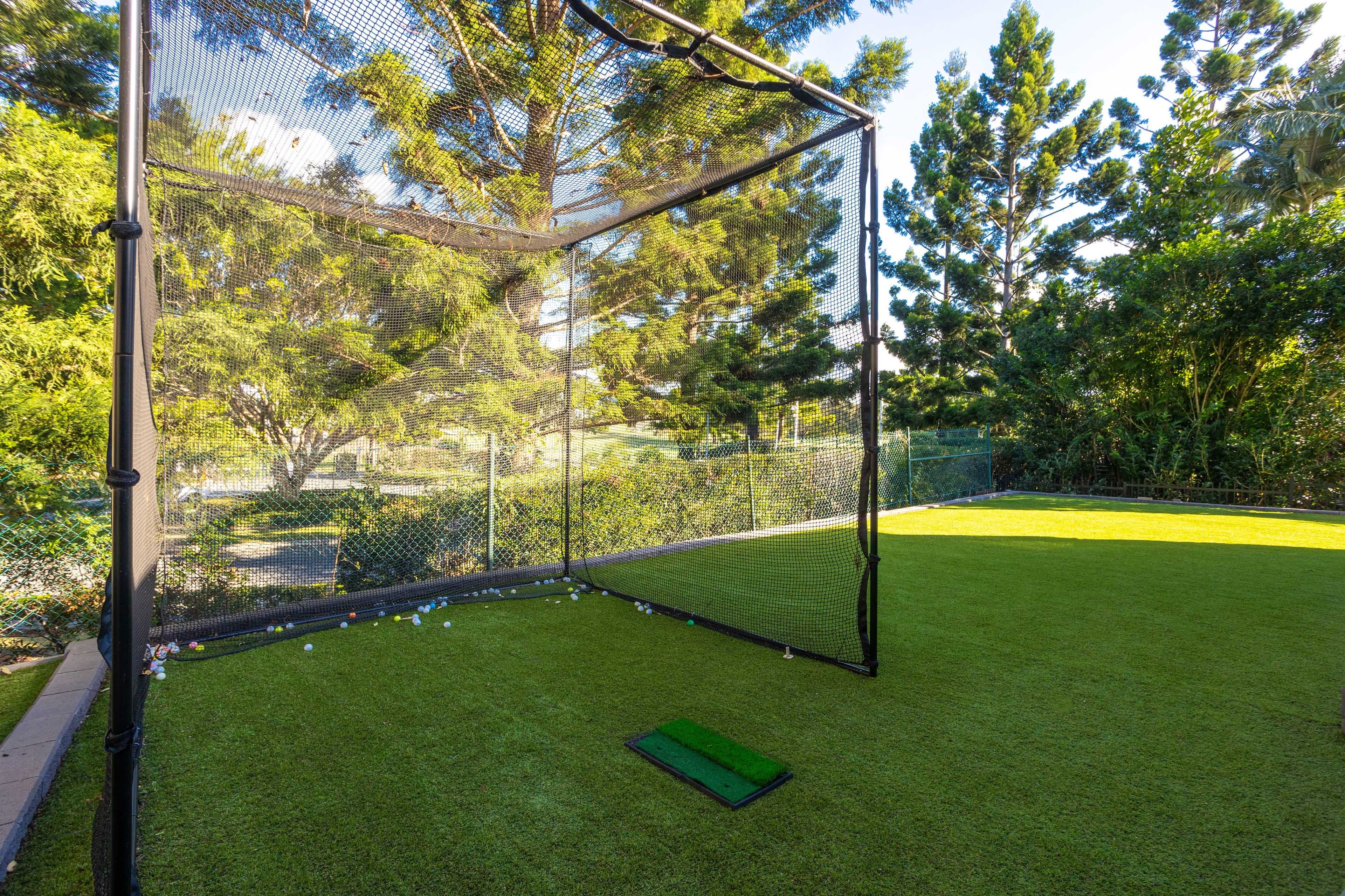 6017 Vista Drive, Benowa QLD 4217, Benowa - Thumbnail 2