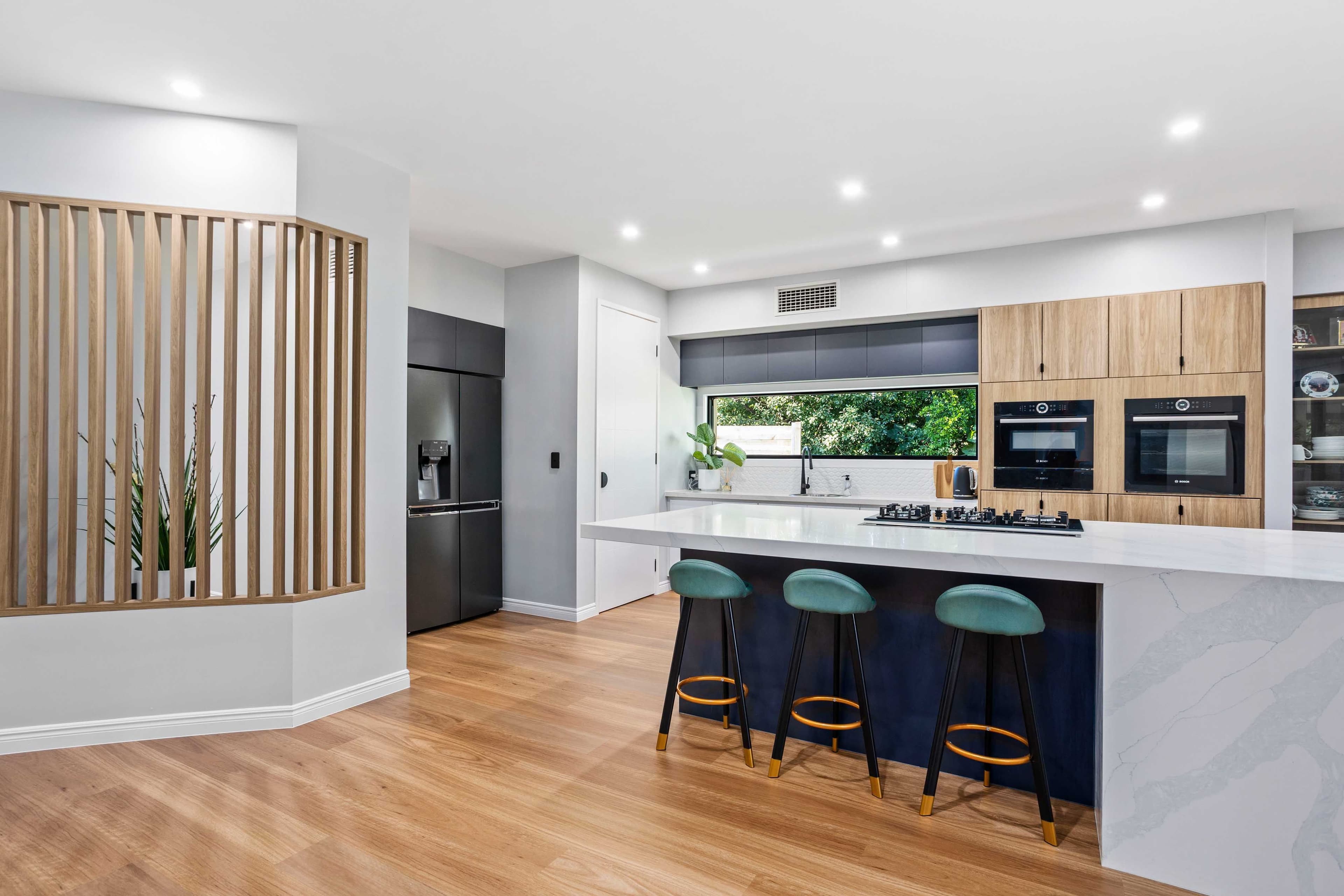 6017 Vista Drive, Benowa QLD 4217, Benowa - Thumbnail 8