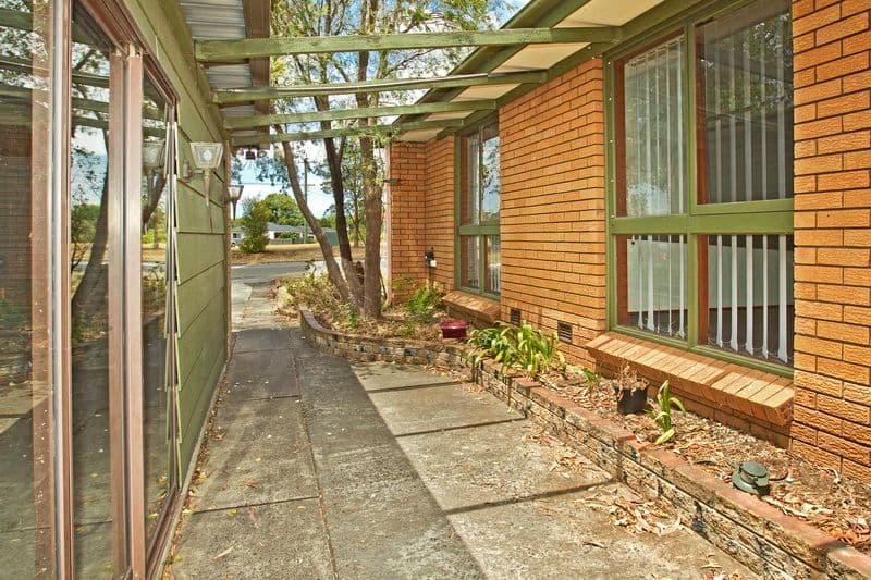 15 McMahons Road, NORTH NOWRA NSW 2541, North Nowra - Thumbnail 8