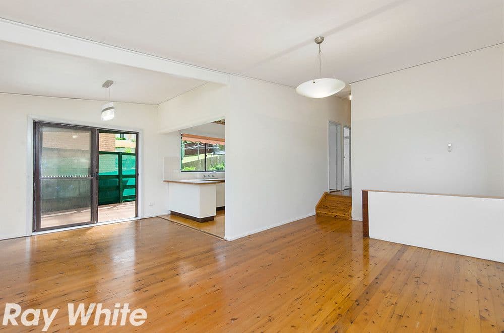110 Rebecca Parade, Winston Hills - Thumbnail 4