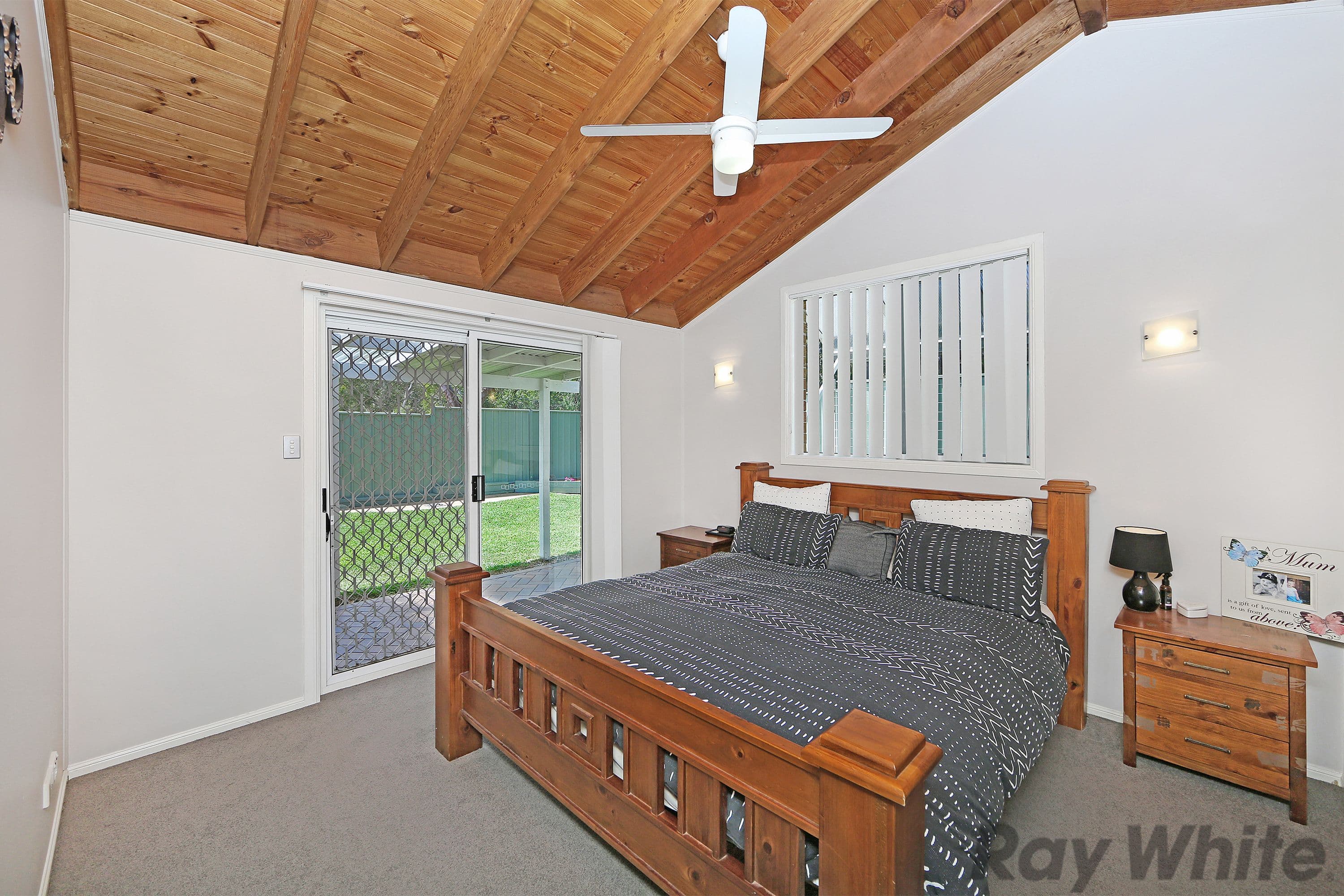 9 Barega Close, Buff Point - Thumbnail 5