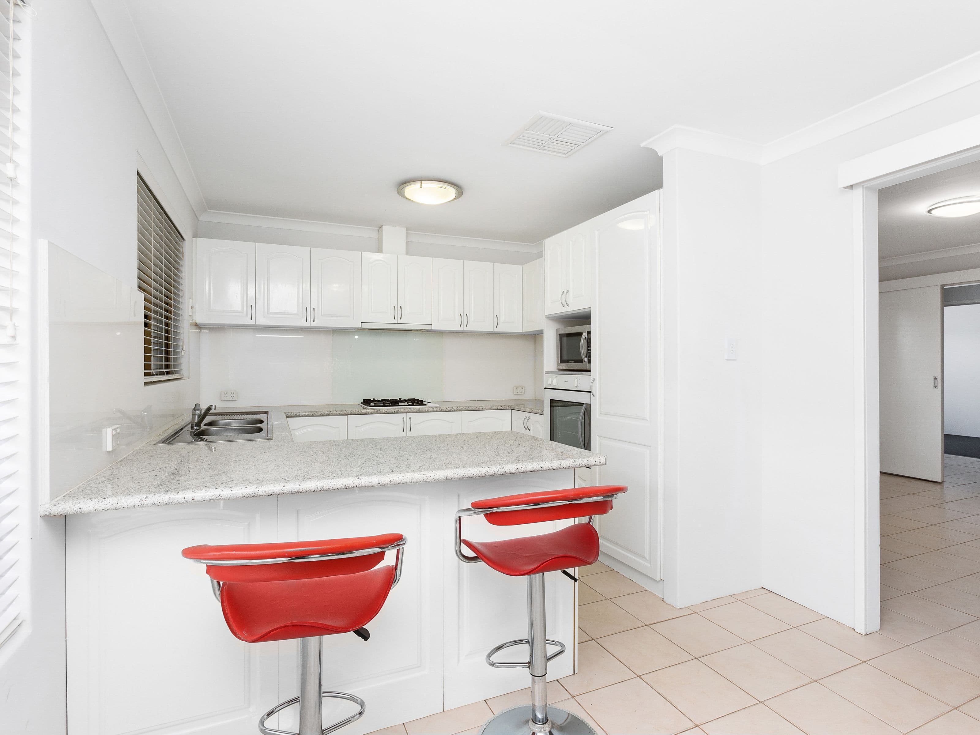 25 Murdoch Road, Thornlie WA 6108, Thornlie - Thumbnail 2
