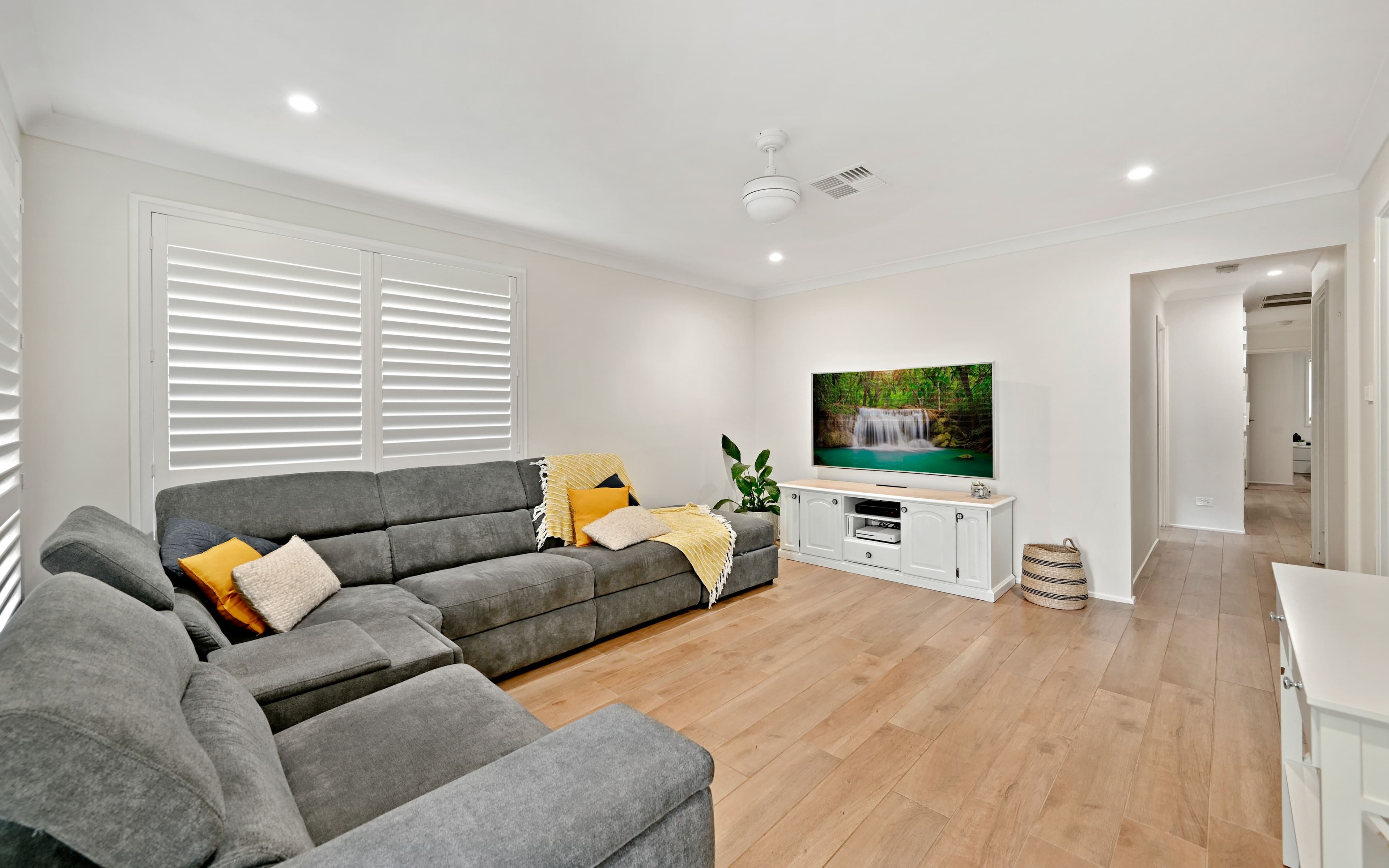 40 Veness Circuit, Narellan Vale NSW 2567, Narellan Vale - Thumbnail 2