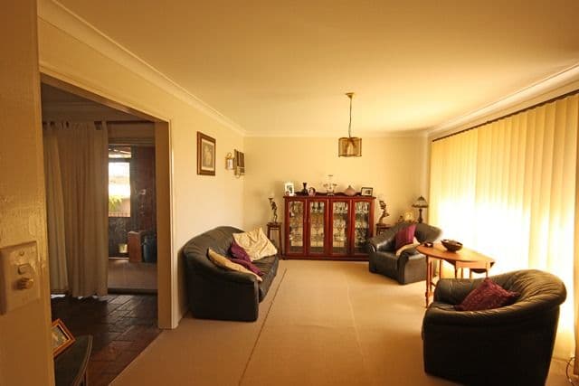 15 Athel Tree Crescent, Bradbury NSW 2560, Bradbury - Thumbnail 3