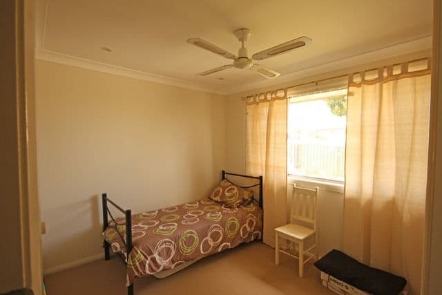 15 Athel Tree Crescent, Bradbury NSW 2560, Bradbury - Thumbnail 7