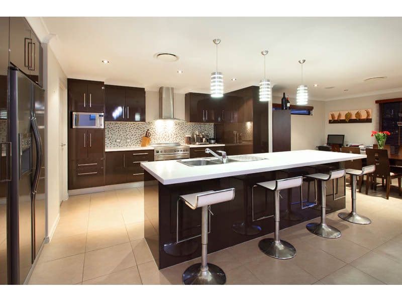 16 Travorten Drive, BRIDGEMAN DOWNS QLD 4035, Bridgeman Downs - Thumbnail 3