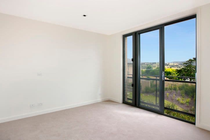 7 Henley Bridge Road, CHIRNSIDE PARK VIC 3116, Chirnside Park - Thumbnail 6