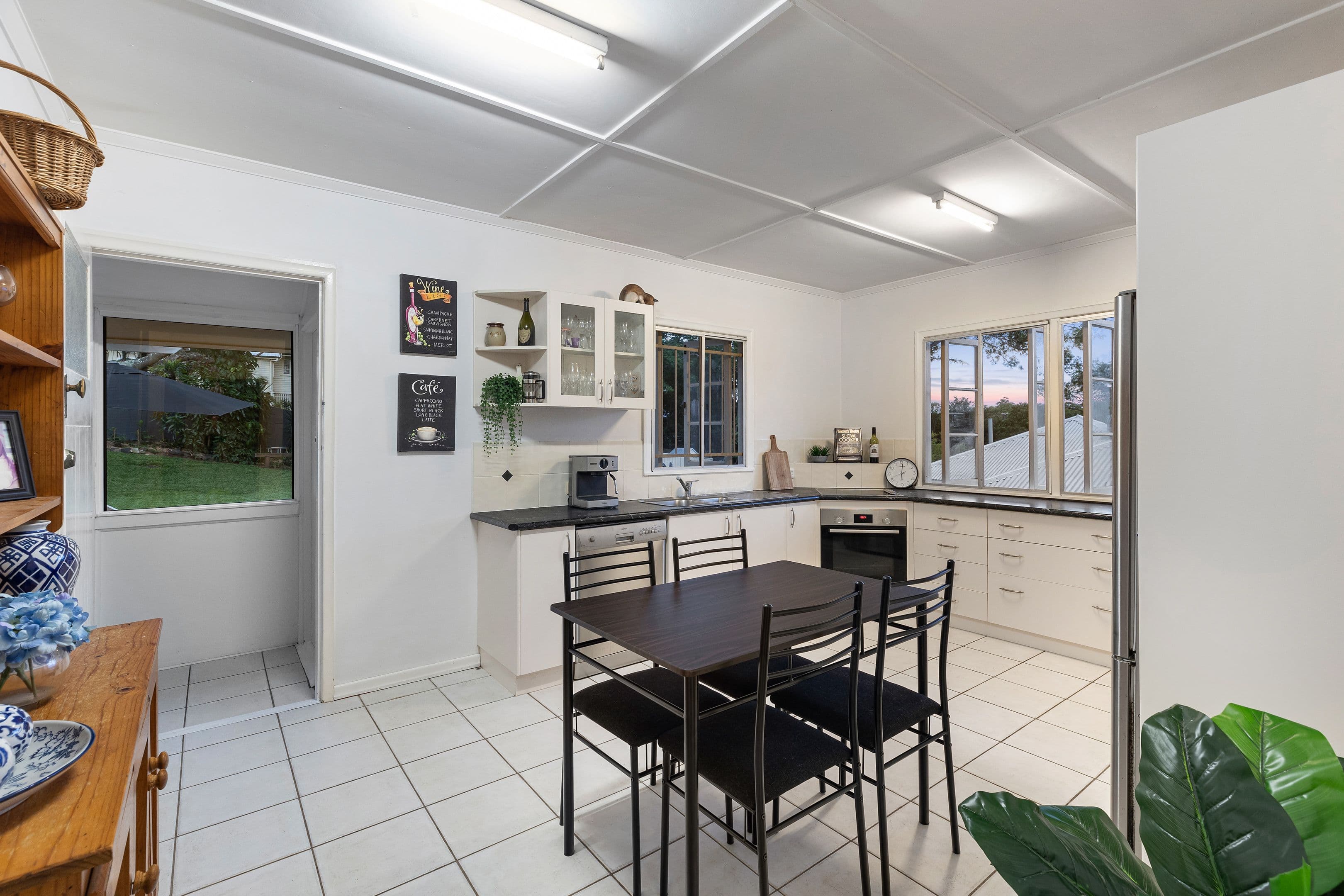 20 Oakfield Street, Mount Gravatt East QLD 4122, Mount Gravatt East - Thumbnail 8
