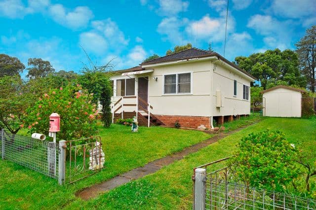2 Moir Street, SMITHFIELD NSW 2164, Smithfield - Image 1