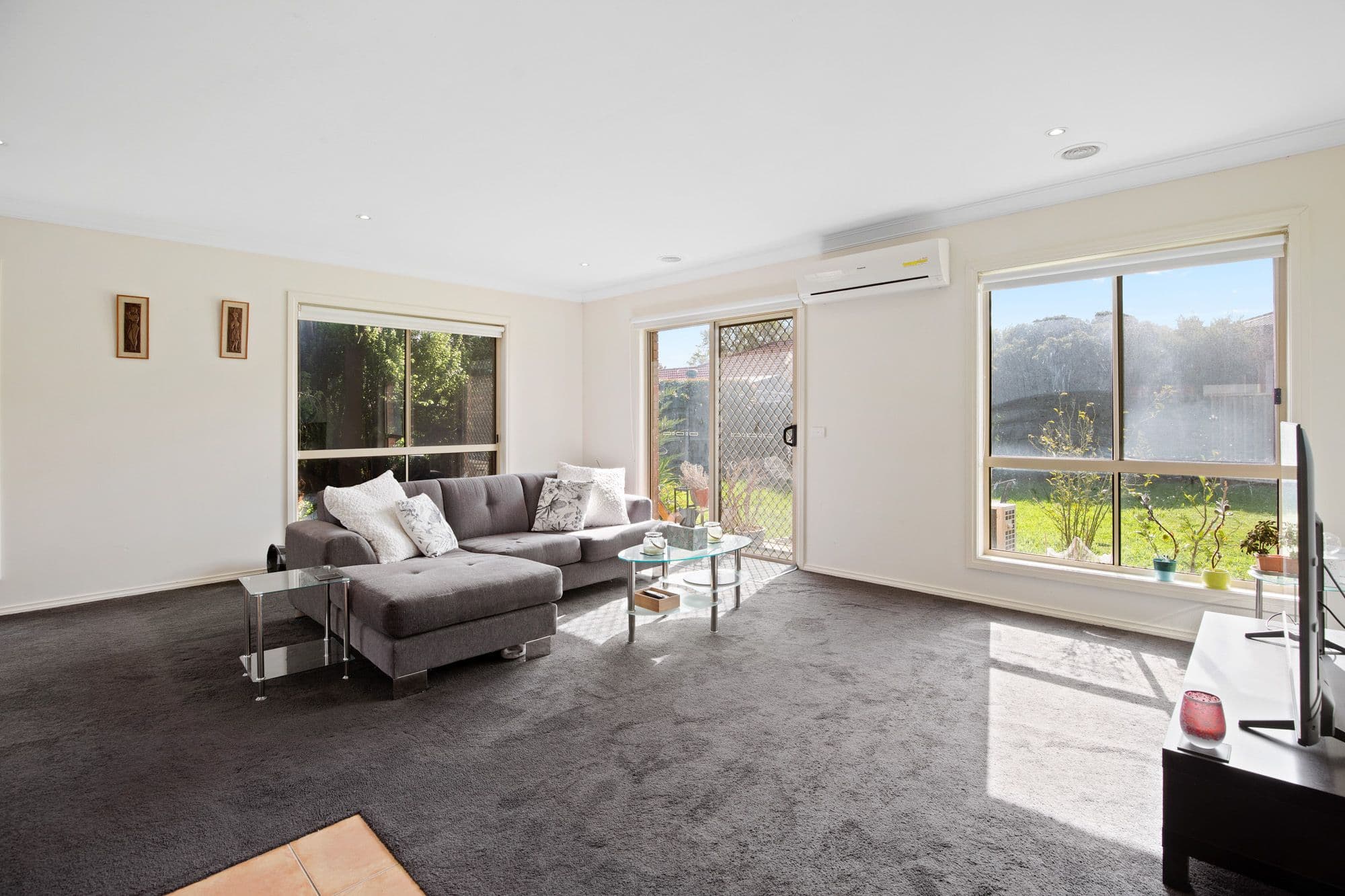 93 Latham Street, Werribee VIC 3030, Werribee - Thumbnail 3