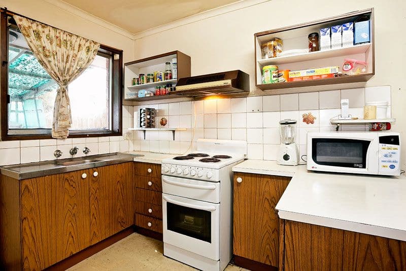 141 Hickford Street, RESERVOIR VIC 3073, Reservoir - Thumbnail 2