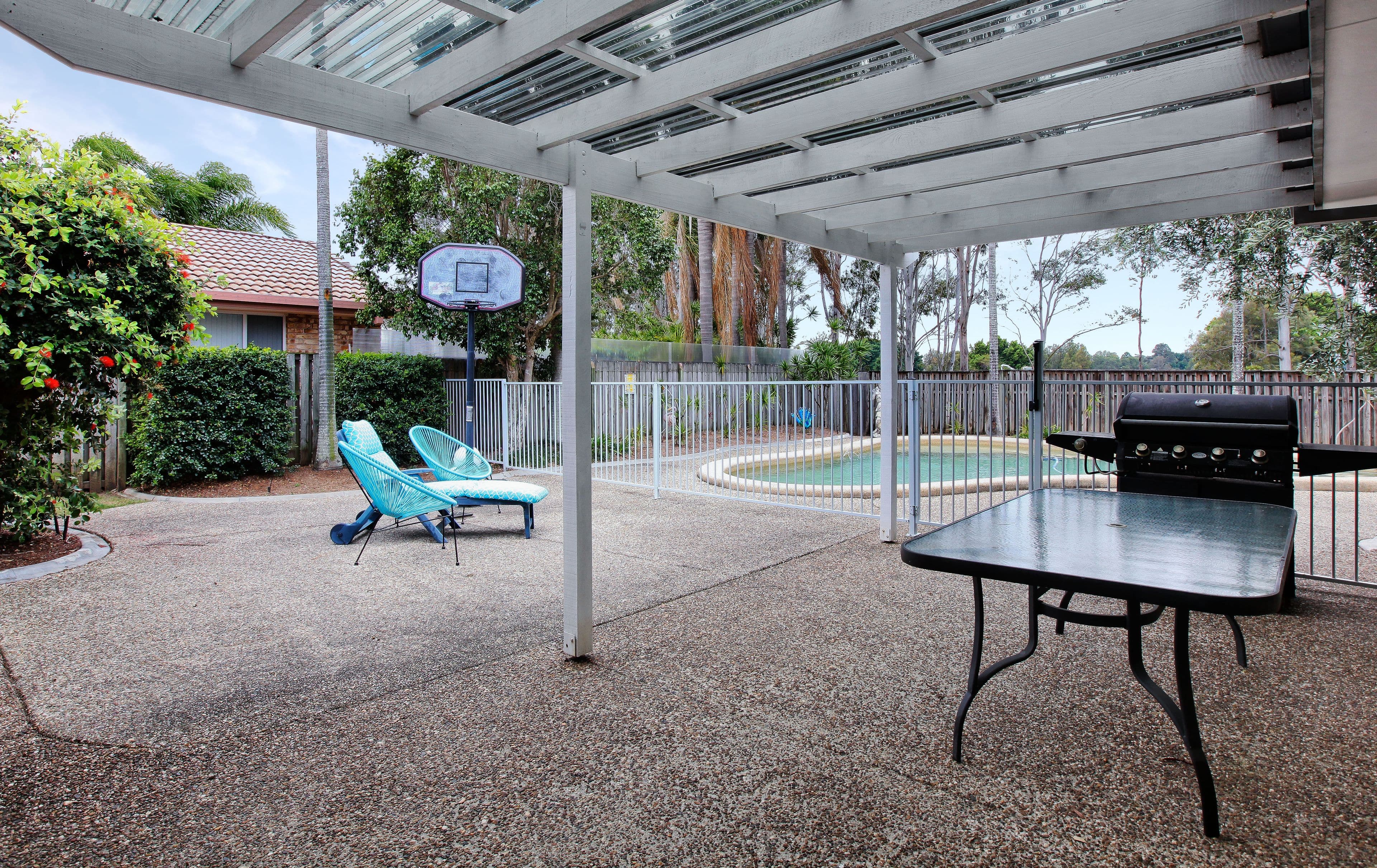 51 Port Jackson Boulevard, Clear Island Waters QLD 4226, Clear Island Waters - Thumbnail 4