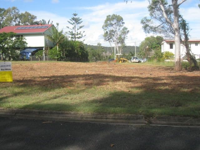 19 Jasper Street, RUSSELL ISLAND QLD 4184, Russell Island - Thumbnail 2