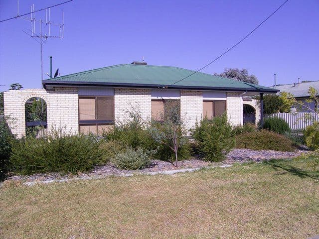 380 Eden Street, LAVINGTON NSW 2641, Lavington - Image 1