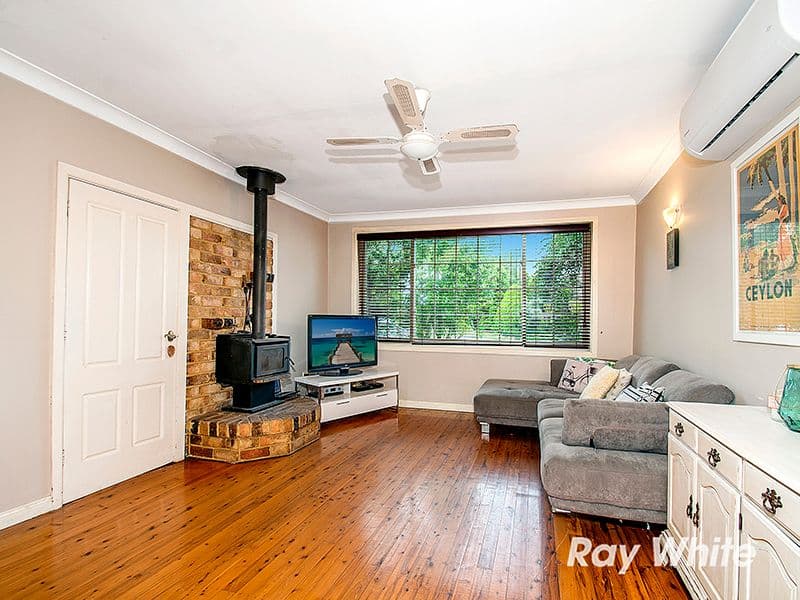7 Gilham Street, Castle Hill - Thumbnail 3