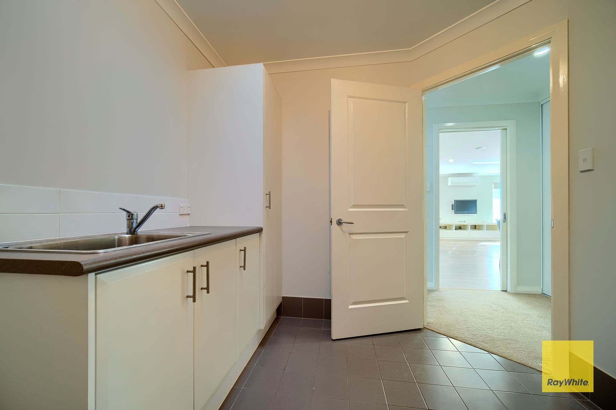 105 David Street, Spencer Park WA 6330, Spencer Park - Thumbnail 5