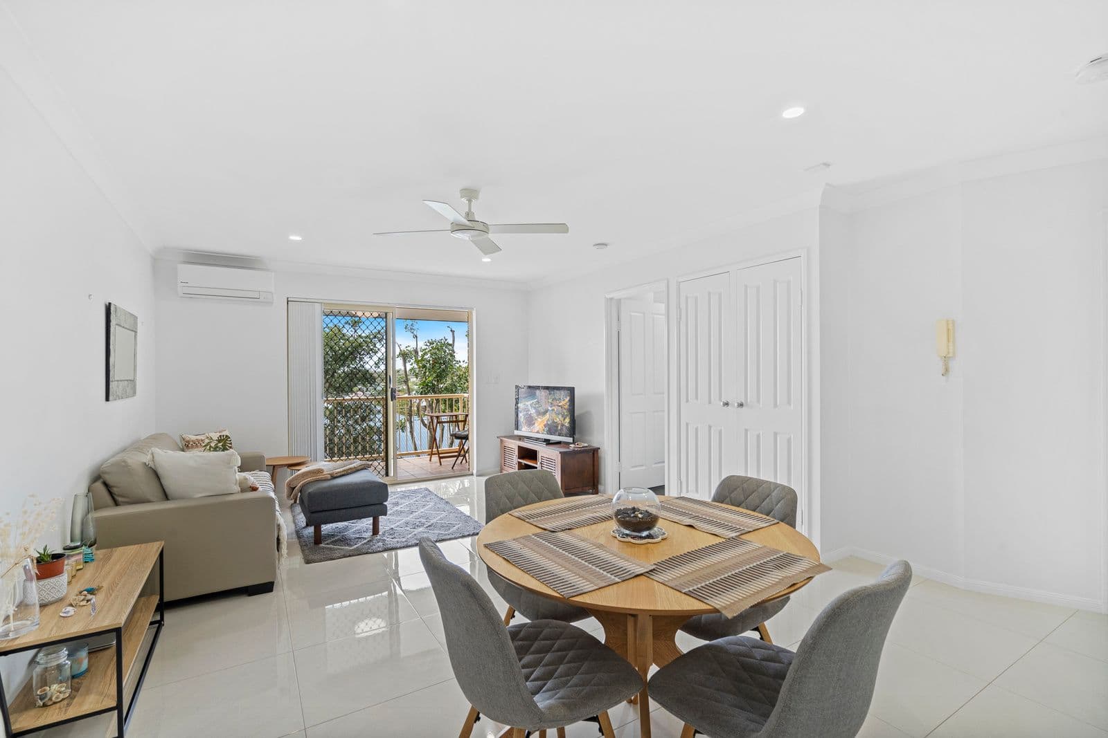 105 Meemar Street, Chermside QLD 4032, Chermside - Thumbnail 2