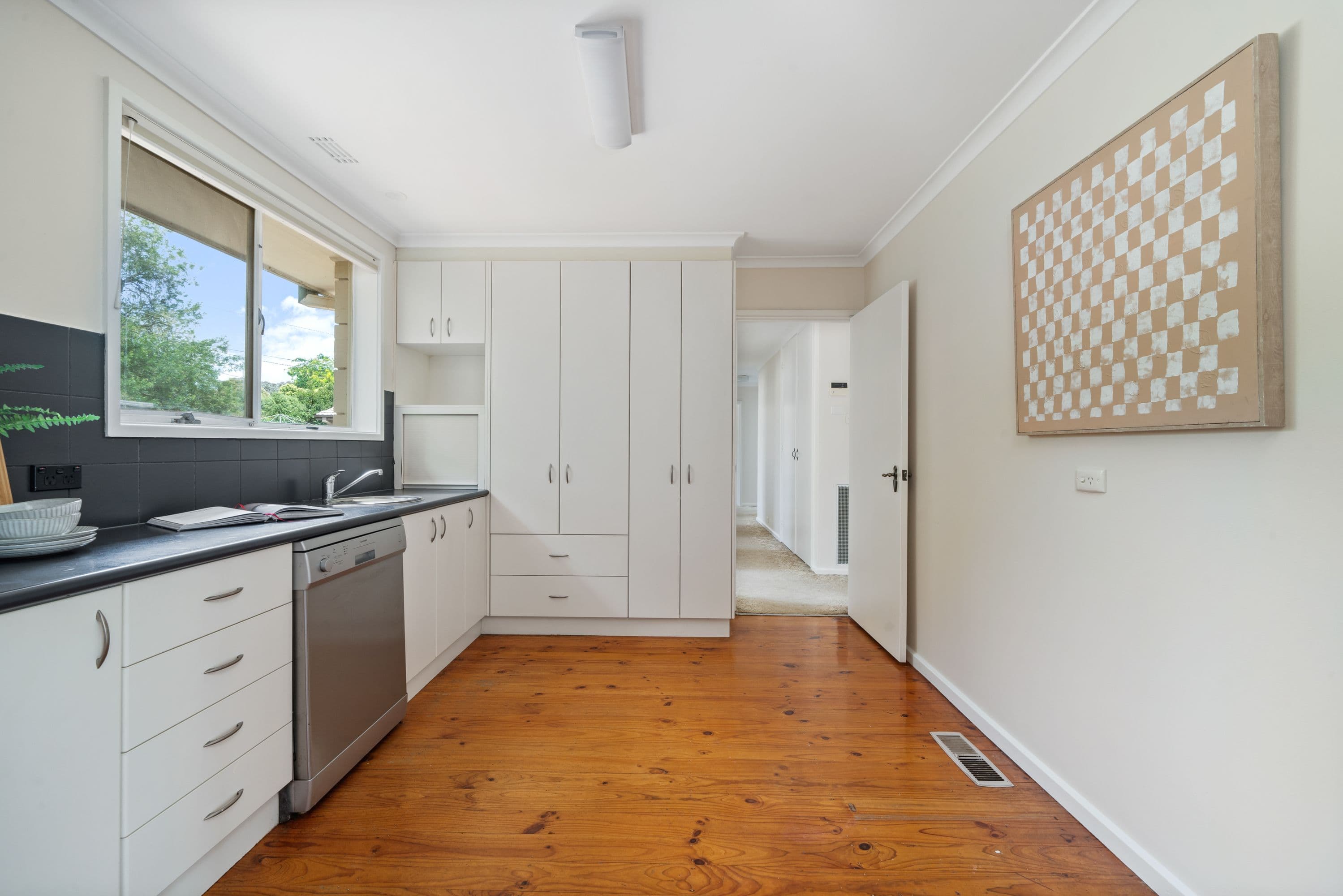 8 Henry Street, Cook ACT 2614, Cook - Thumbnail 8