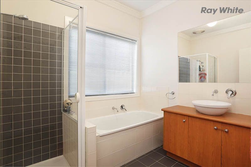 49 Whistler Crescent, Point Cook VIC 3030, Point Cook - Thumbnail 8