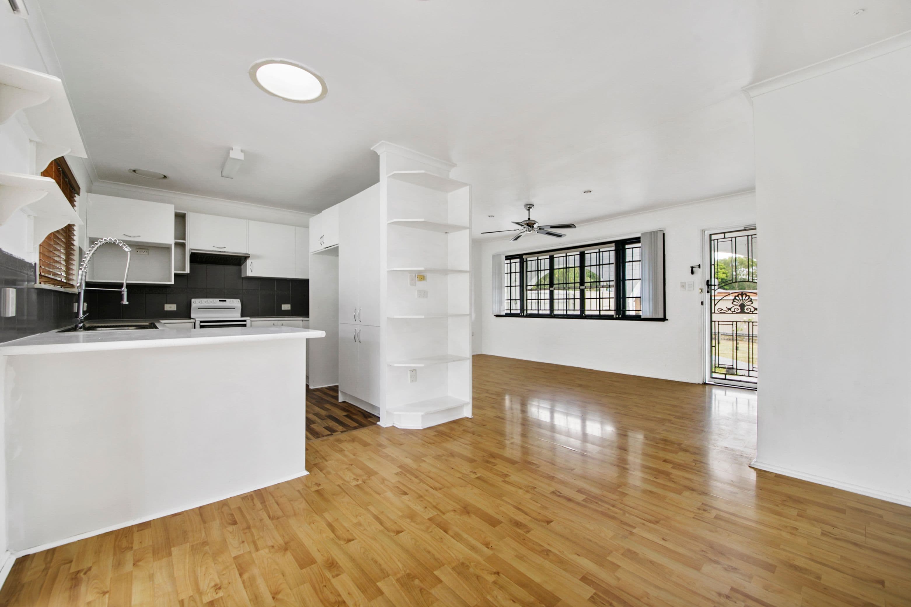 21 Prince Of Wales Parade, Alexandra Hills QLD 4161, Alexandra Hills - Thumbnail 3