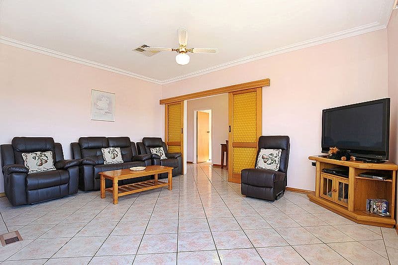 1 Lynette Crescent, Lalor VIC 3075, Lalor - Thumbnail 4