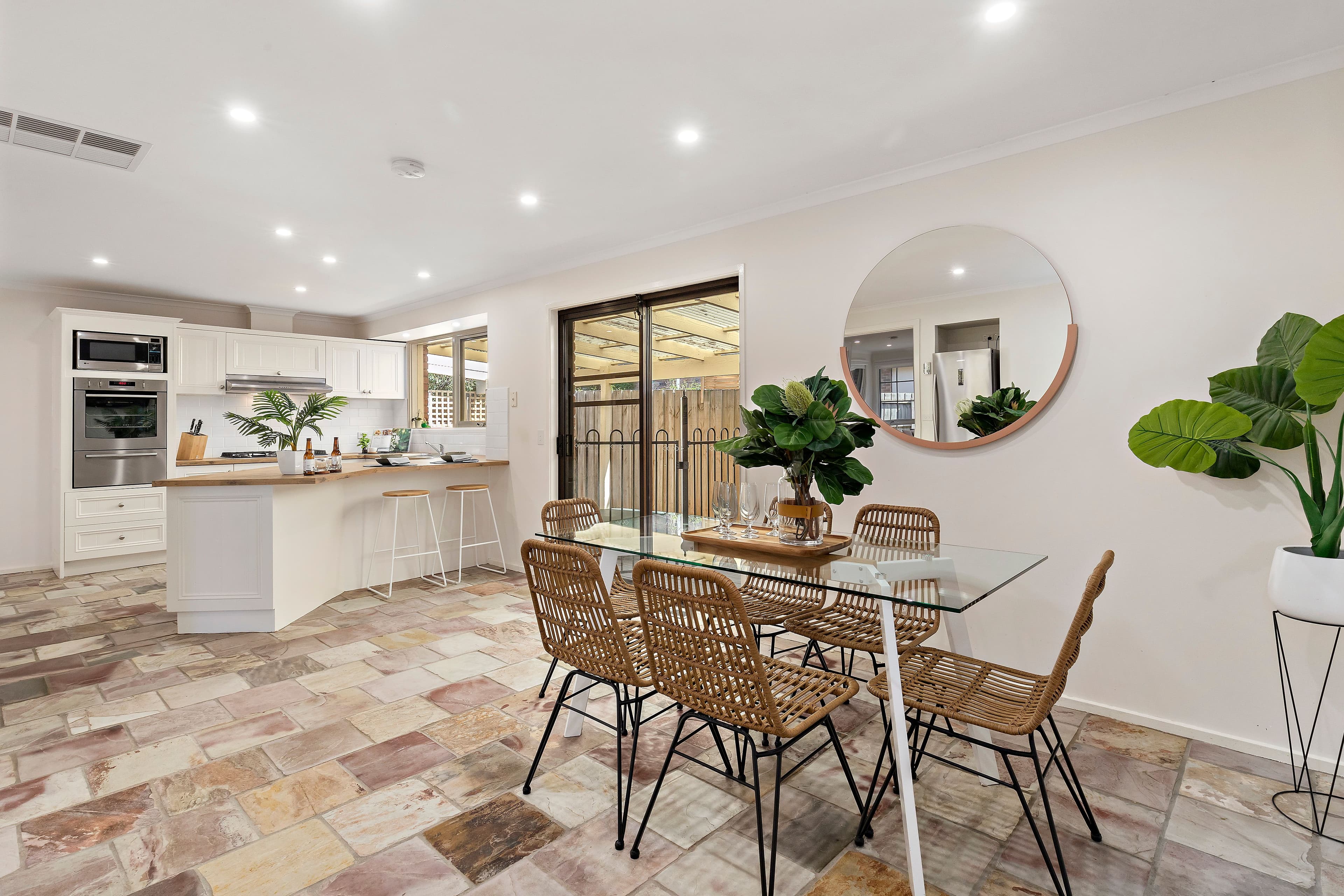 284 Heatherhill Road, Frankston VIC 3199, Frankston - Thumbnail 5