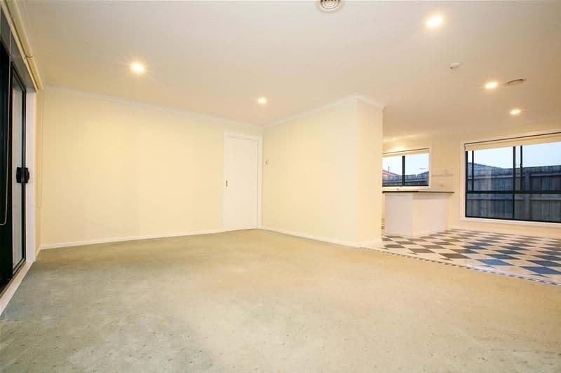 4 Foxglove Place, EPPING VIC 3076, Epping - Thumbnail 4
