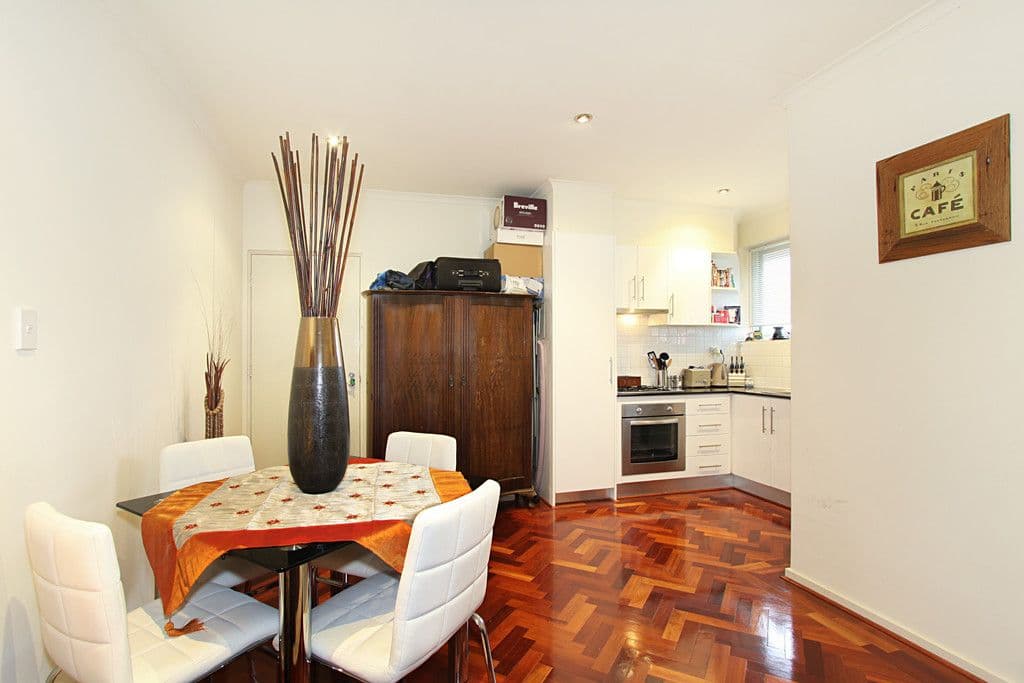 38 Shepparson Avenue, CARNEGIE VIC 3163, Carnegie - Thumbnail 5