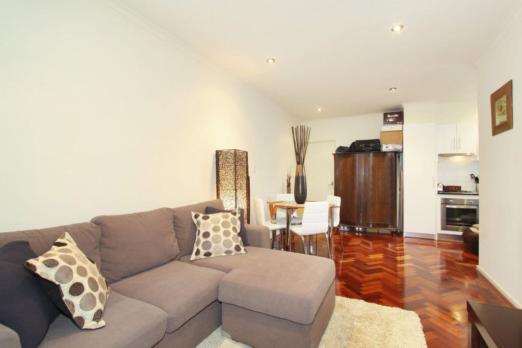 38 Shepparson Avenue, CARNEGIE VIC 3163, Carnegie - Thumbnail 6