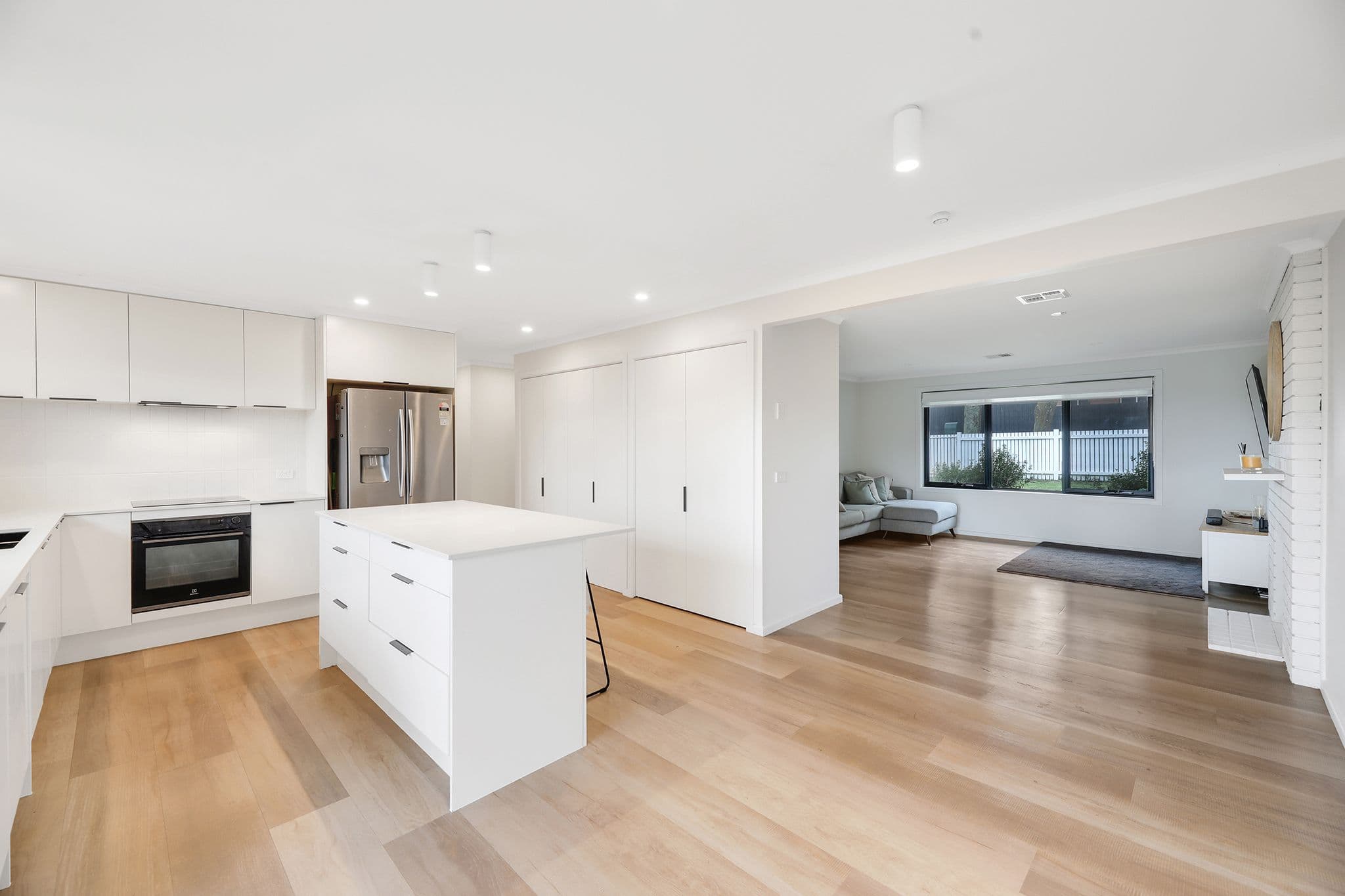 8 Lindsay Street, Drouin VIC 3818, Drouin - Thumbnail 3