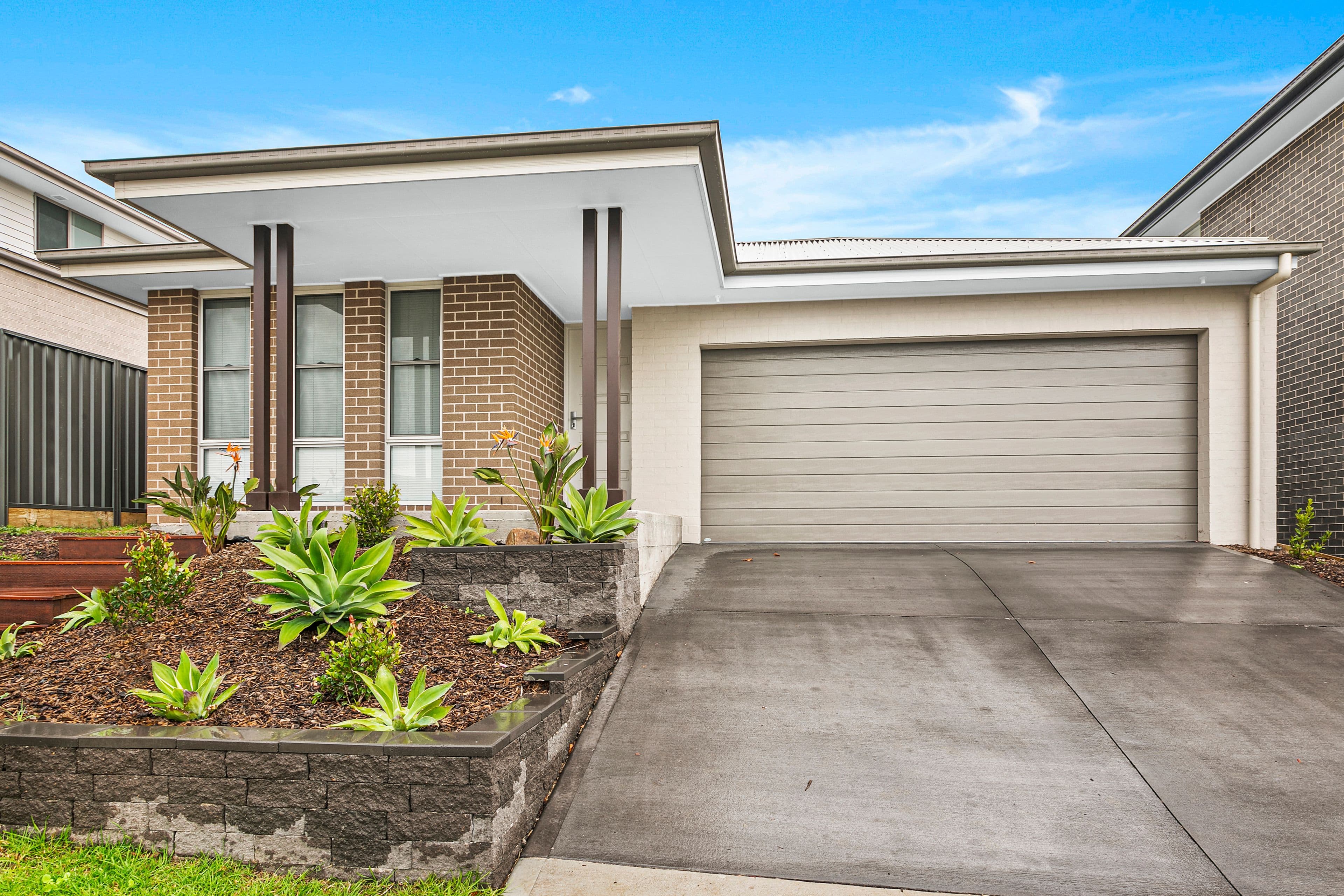 10 Dymock Drive, Calderwood - Image 1