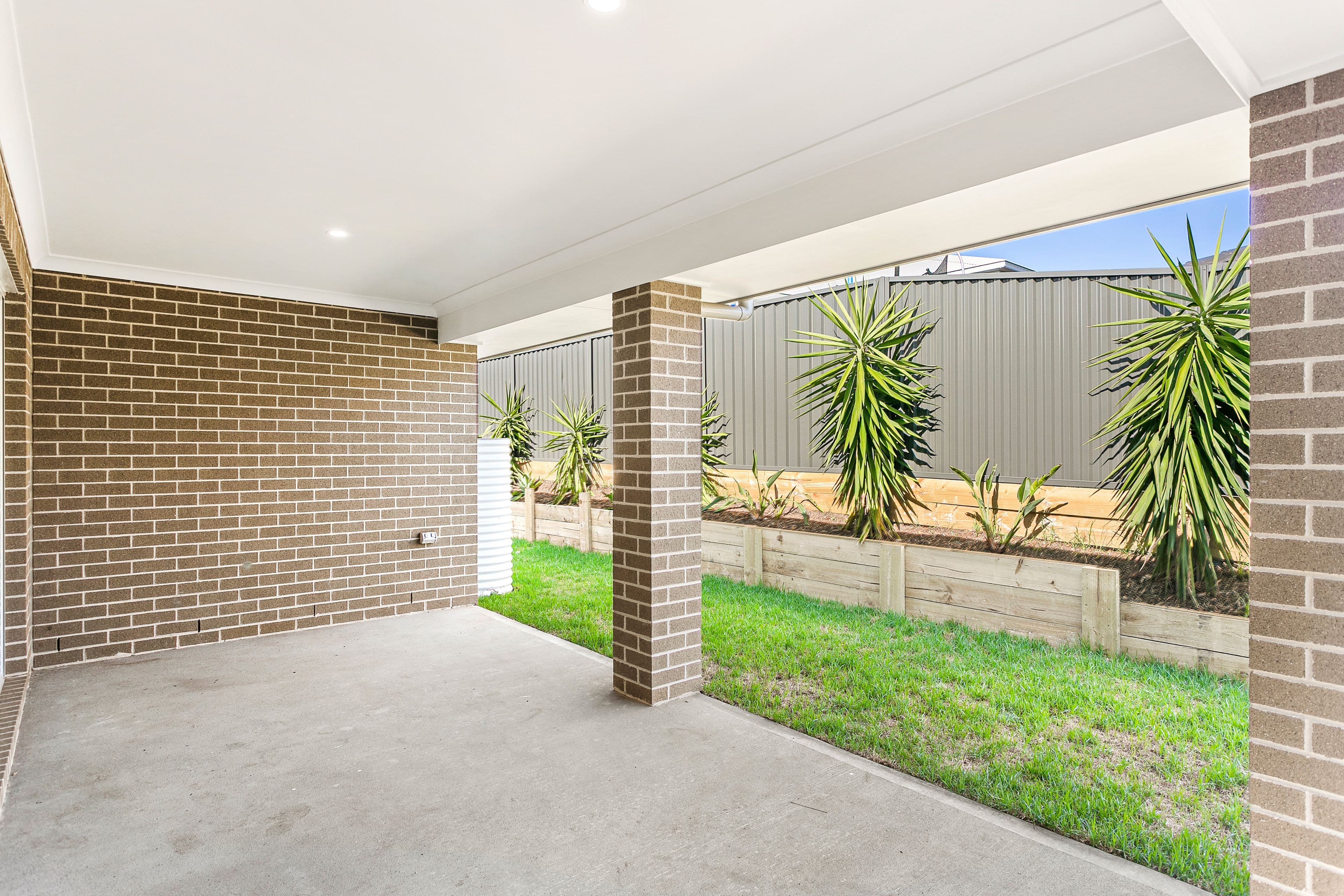 10 Dymock Drive, Calderwood - Thumbnail 6