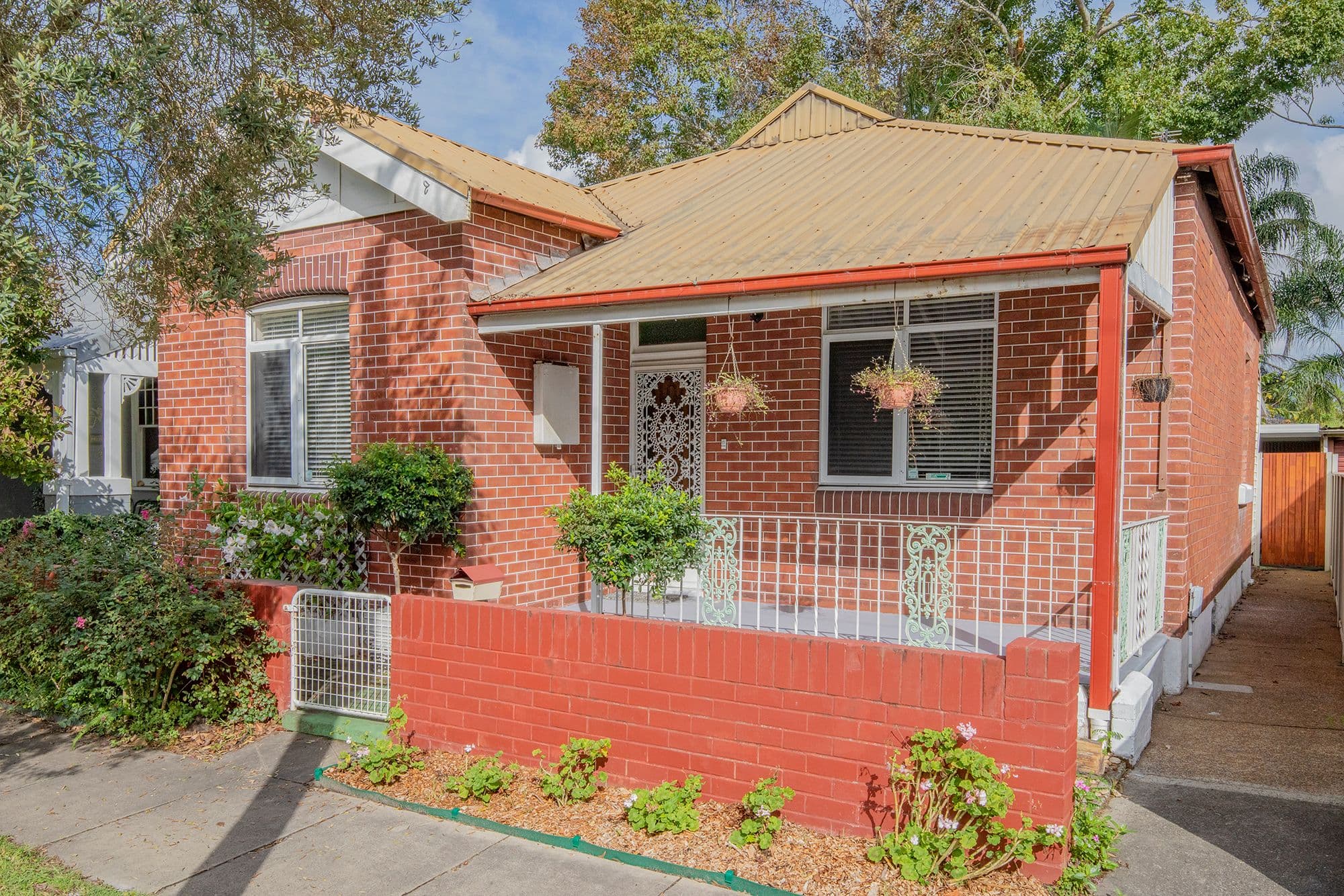 10 Greaves Street, Mayfield East NSW 2304, Mayfield East - Image 1