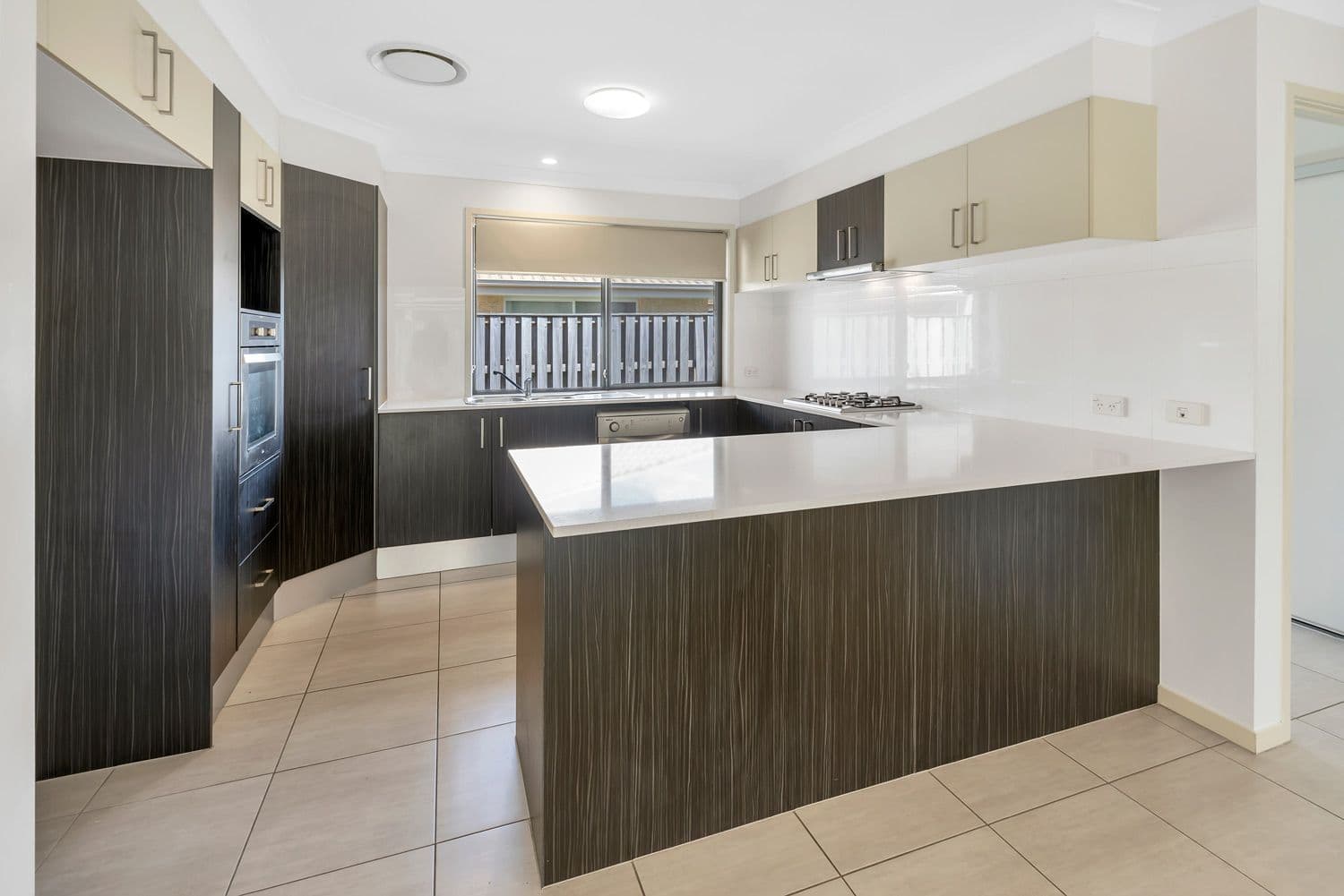 8 Runway Drive, Upper Coomera QLD 4209, Upper Coomera - Thumbnail 2