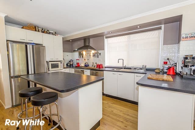 25 Ben Lomond Street, BOSSLEY PARK NSW 2176, Bossley Park - Thumbnail 2