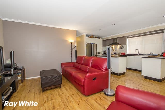 25 Ben Lomond Street, BOSSLEY PARK NSW 2176, Bossley Park - Thumbnail 3