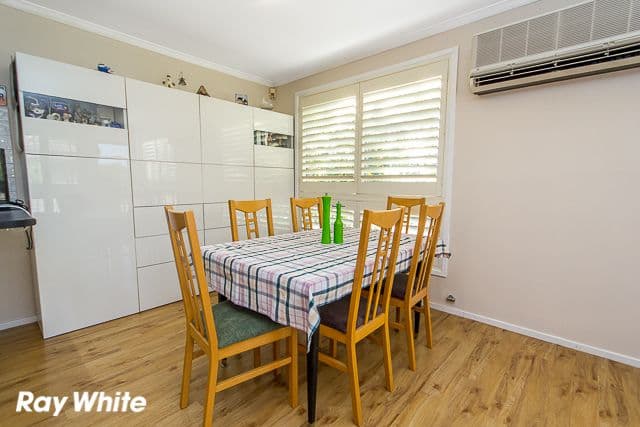 25 Ben Lomond Street, BOSSLEY PARK NSW 2176, Bossley Park - Thumbnail 4