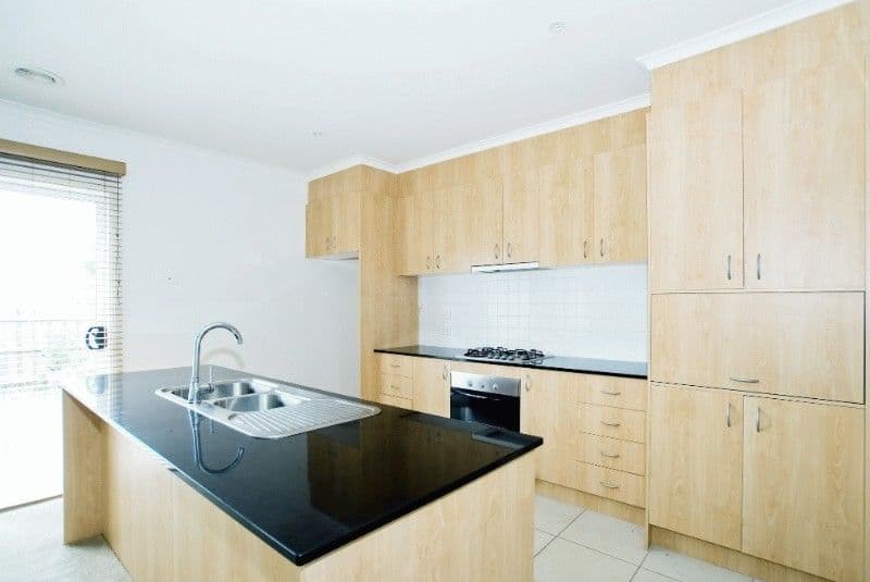 117 Sovereign Manors Crescent, ROWVILLE VIC 3178, Rowville - Thumbnail 2