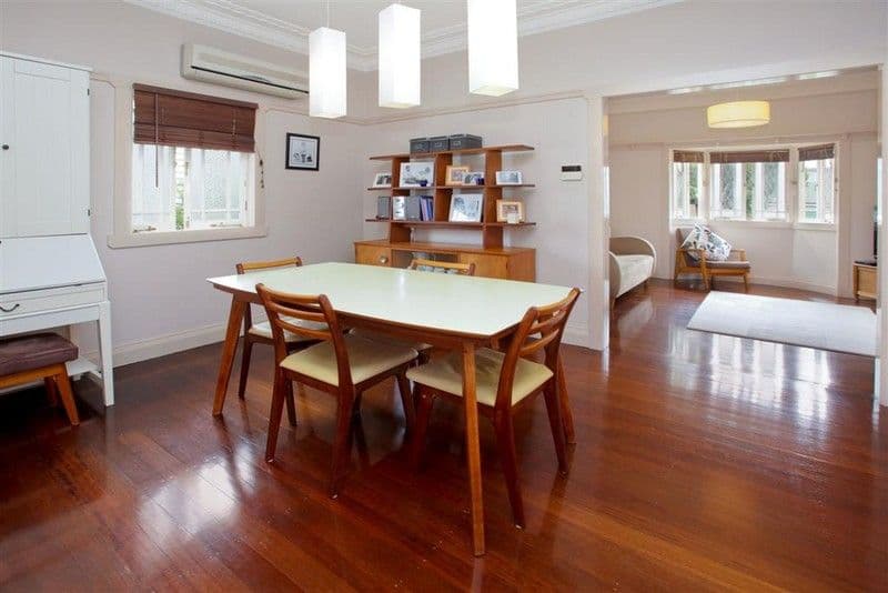 5 Gibson Crescent, HOLLAND PARK QLD 4121, Holland Park - Thumbnail 7