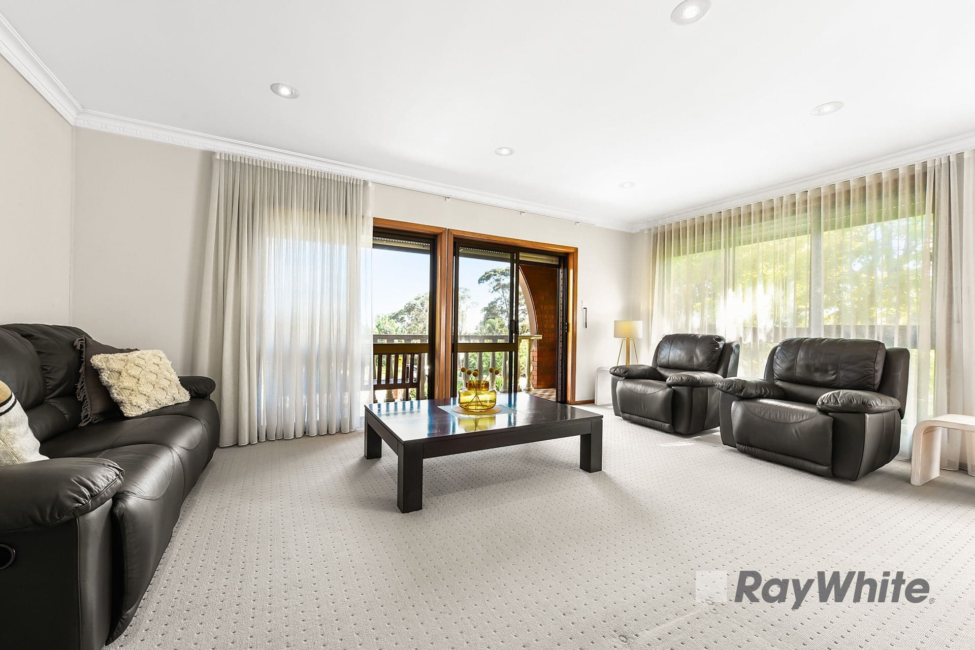 17 Daniel Solander Drive, Endeavour Hills VIC 3802, Endeavour Hills - Thumbnail 4