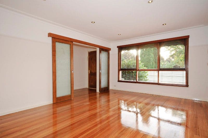 39 Fonteyn Drive, WANTIRNA SOUTH VIC 3152, Wantirna South - Thumbnail 2