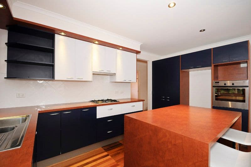 39 Fonteyn Drive, WANTIRNA SOUTH VIC 3152, Wantirna South - Thumbnail 3