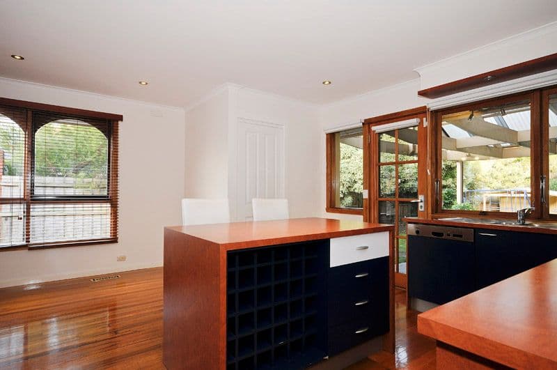 39 Fonteyn Drive, WANTIRNA SOUTH VIC 3152, Wantirna South - Thumbnail 4